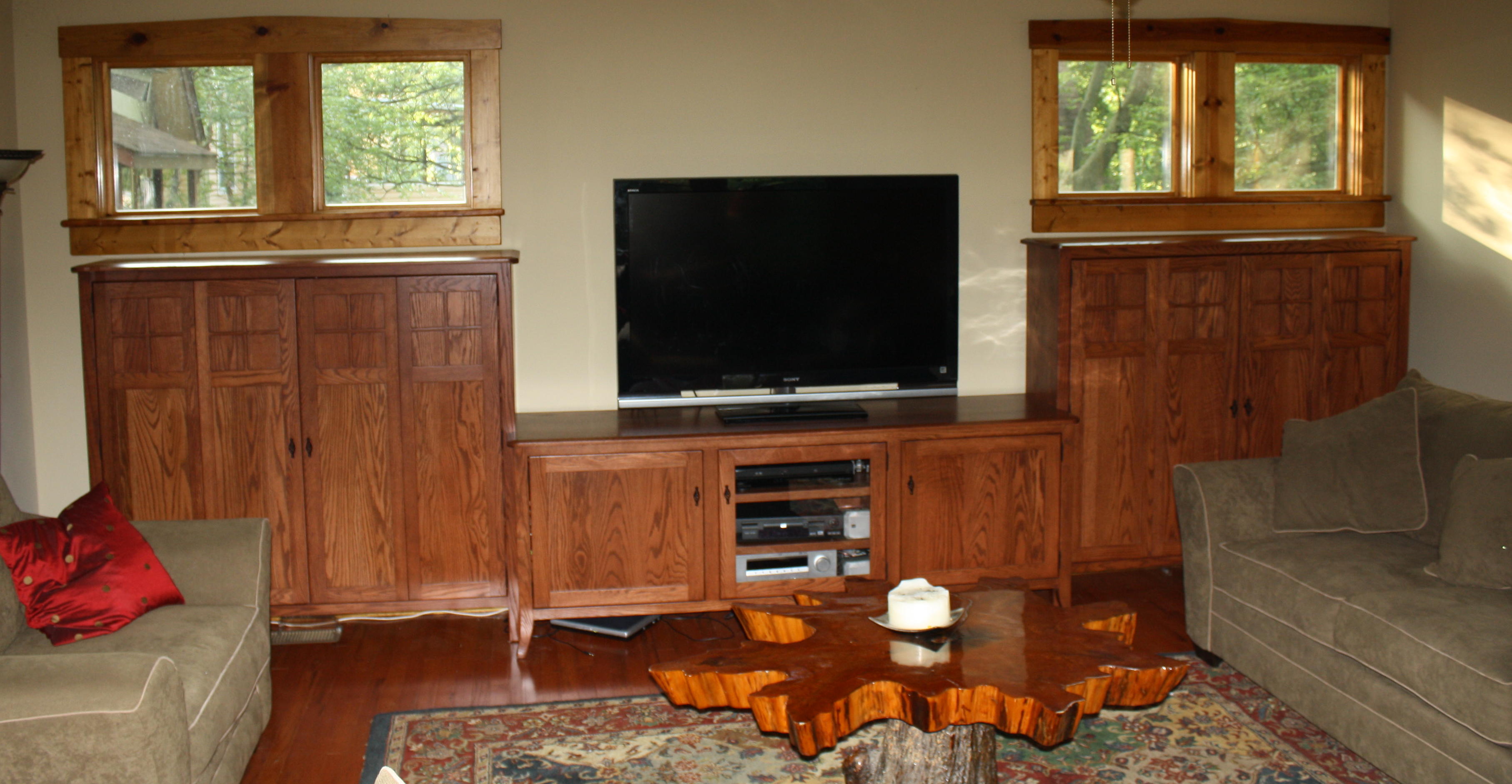 2010_05_24 Amish TV Stand.jpg